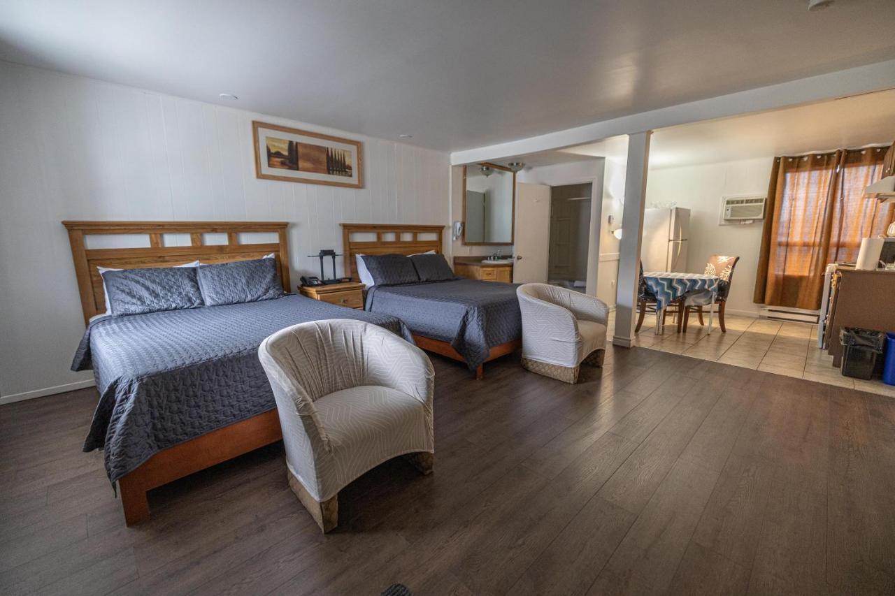 Motel Deblois Sainte-Anne-de-Beaupré Zewnętrze zdjęcie