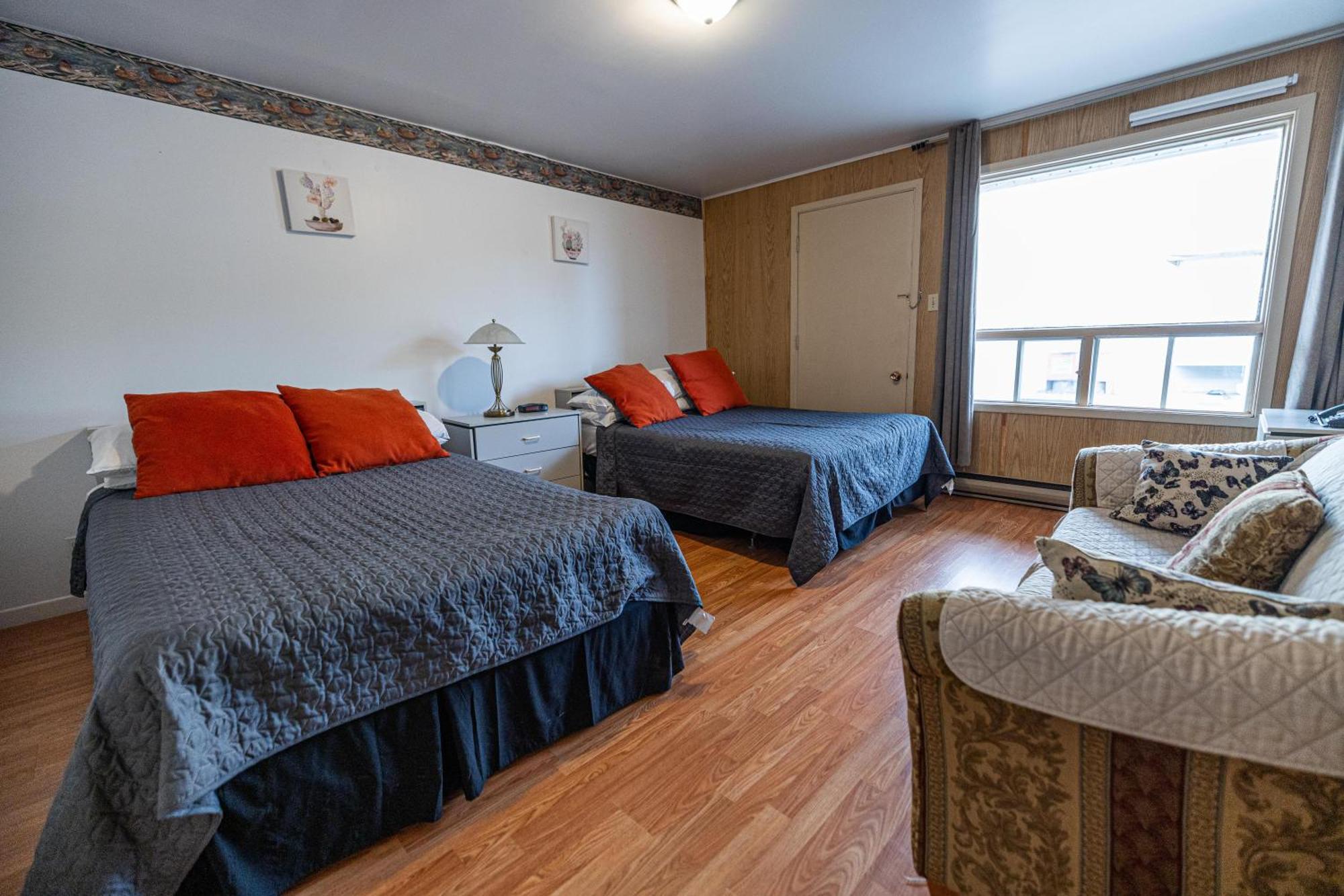 Motel Deblois Sainte-Anne-de-Beaupré Zewnętrze zdjęcie
