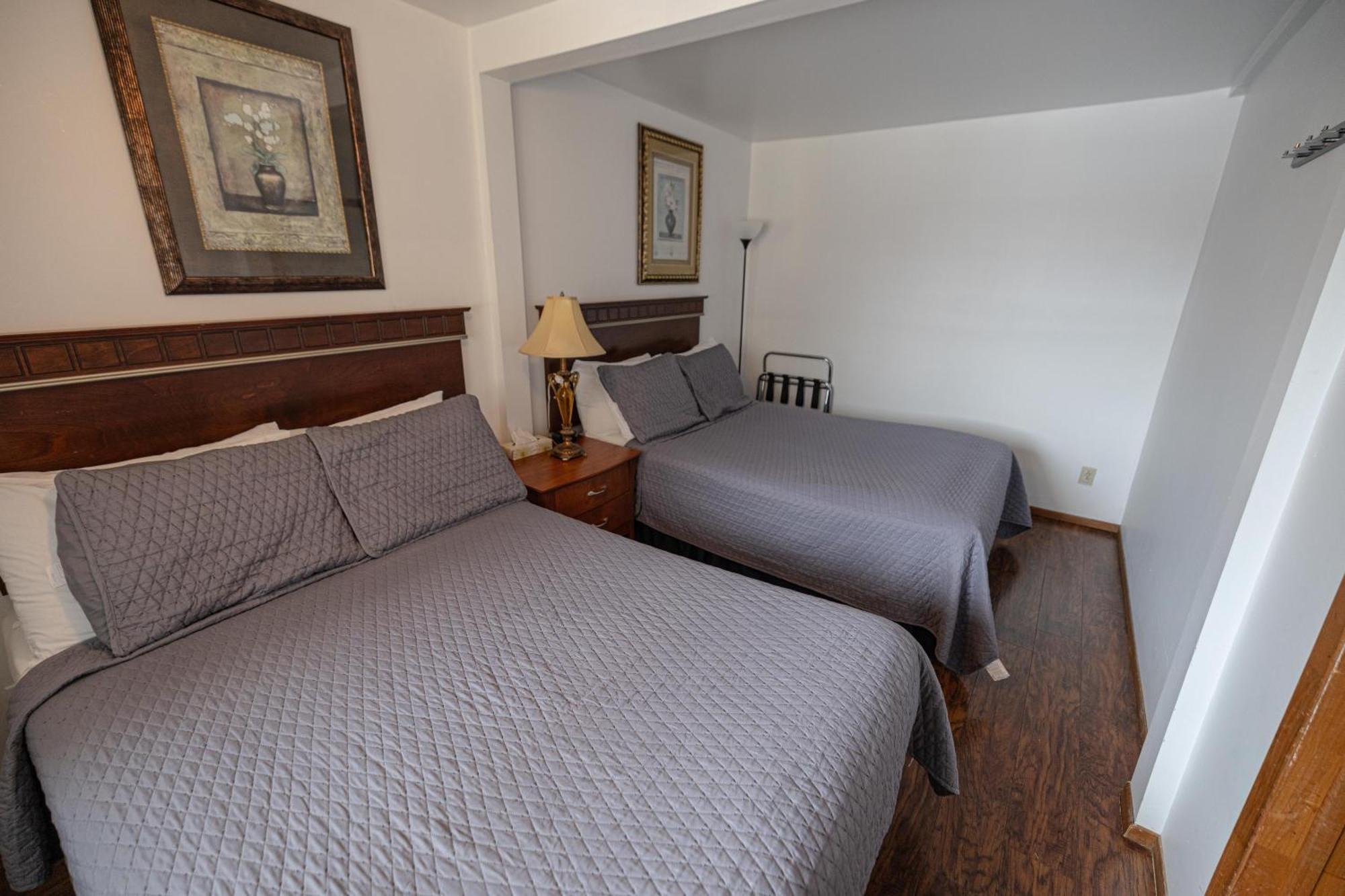 Motel Deblois Sainte-Anne-de-Beaupré Zewnętrze zdjęcie