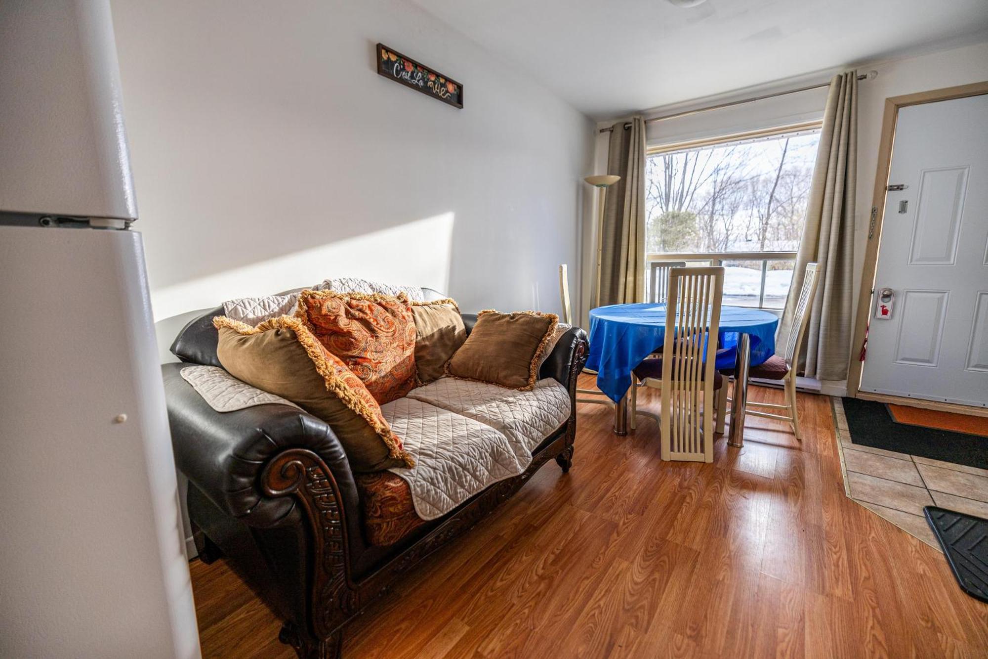 Motel Deblois Sainte-Anne-de-Beaupré Zewnętrze zdjęcie