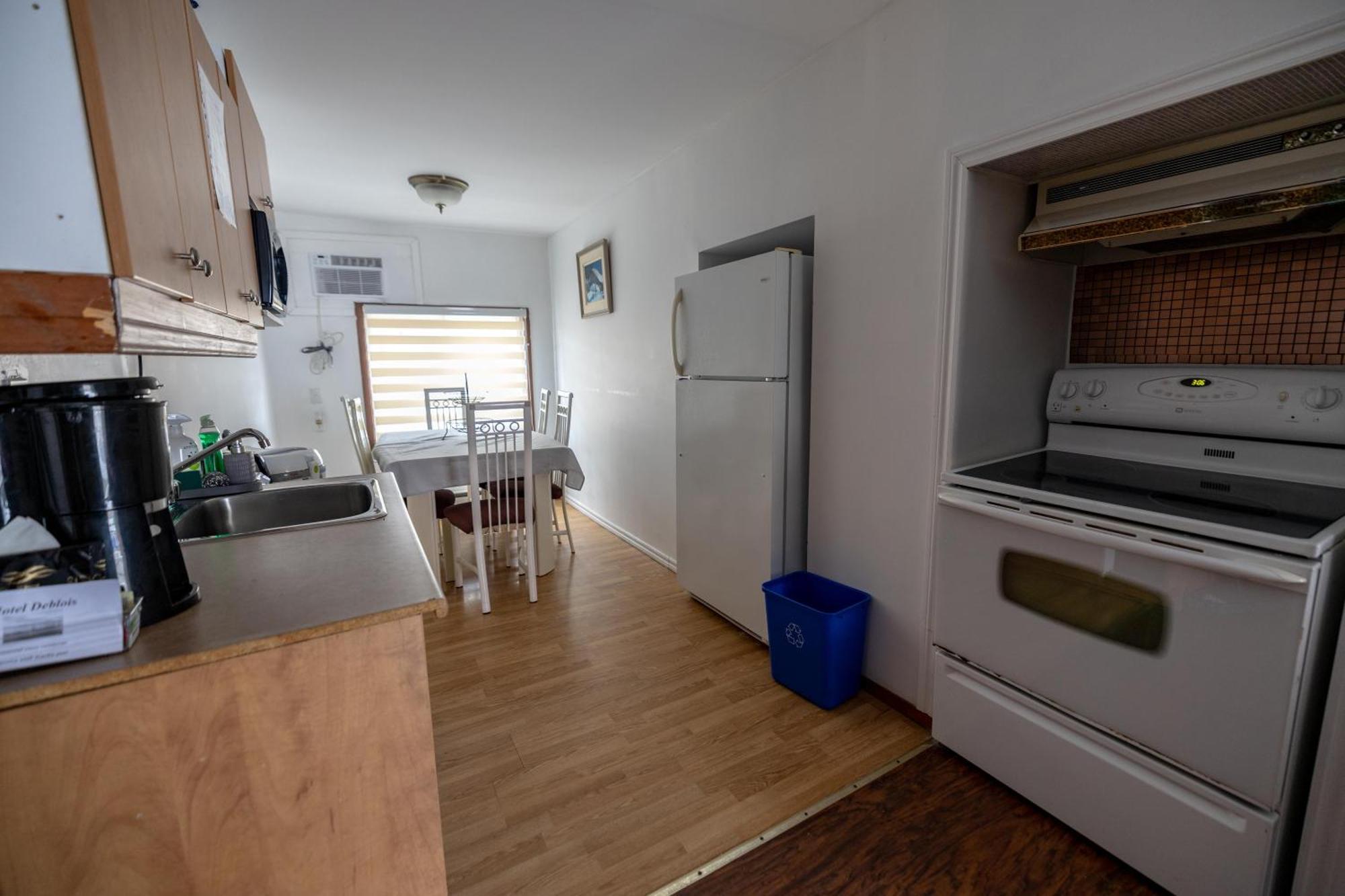 Motel Deblois Sainte-Anne-de-Beaupré Zewnętrze zdjęcie