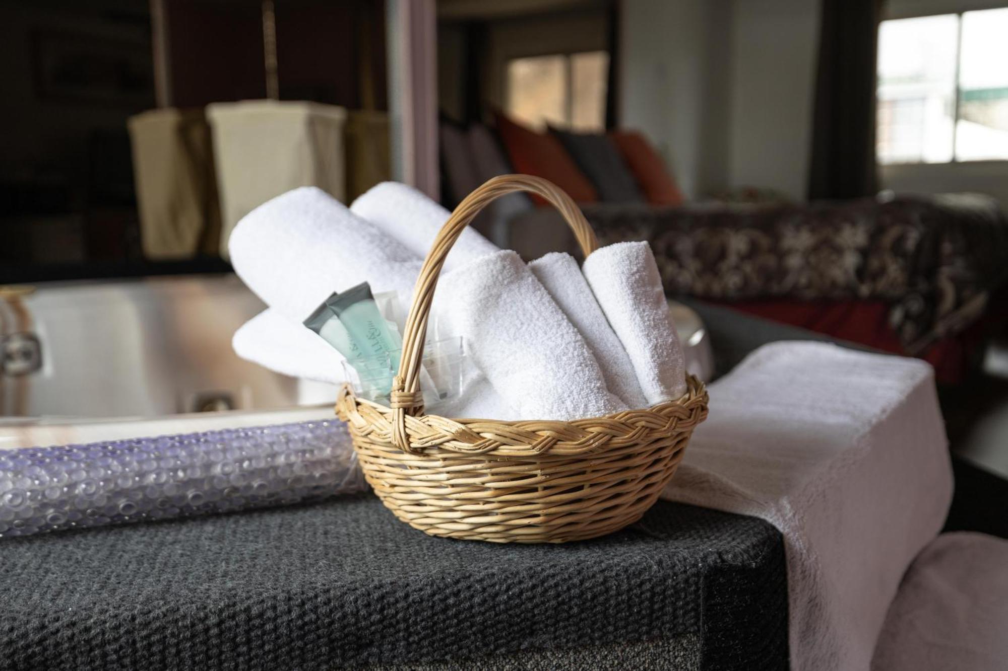 Motel Deblois Sainte-Anne-de-Beaupré Zewnętrze zdjęcie