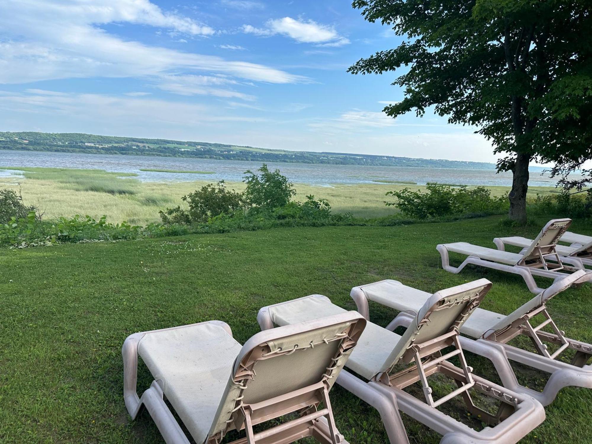 Motel Deblois Sainte-Anne-de-Beaupré Zewnętrze zdjęcie