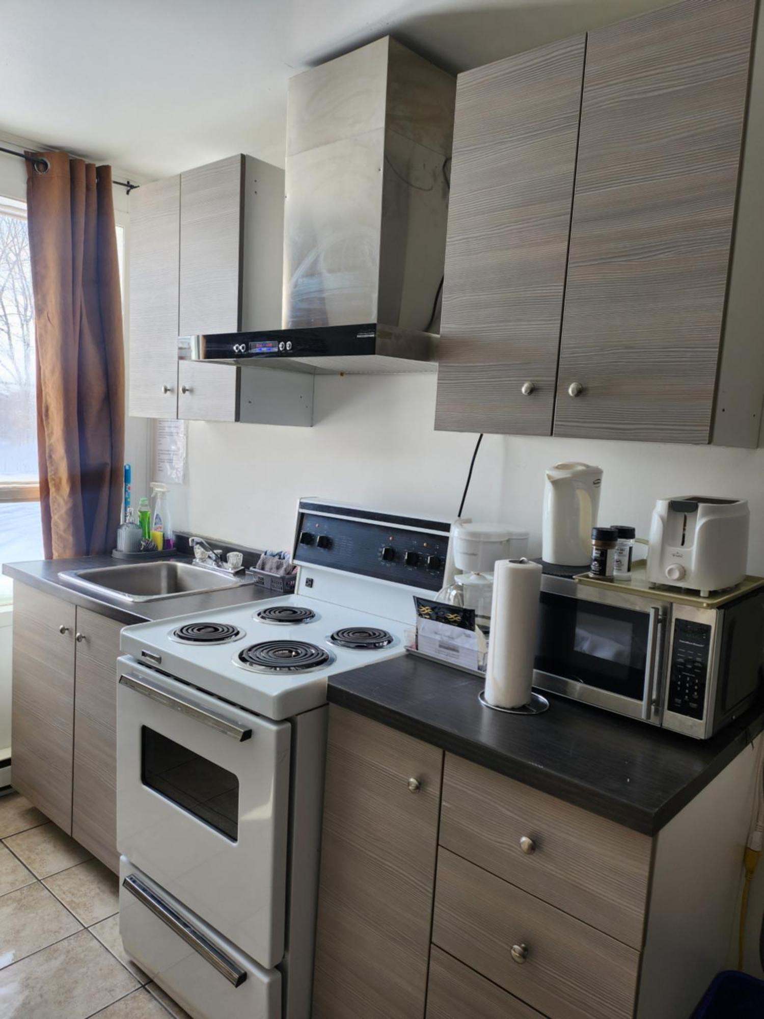 Motel Deblois Sainte-Anne-de-Beaupré Zewnętrze zdjęcie